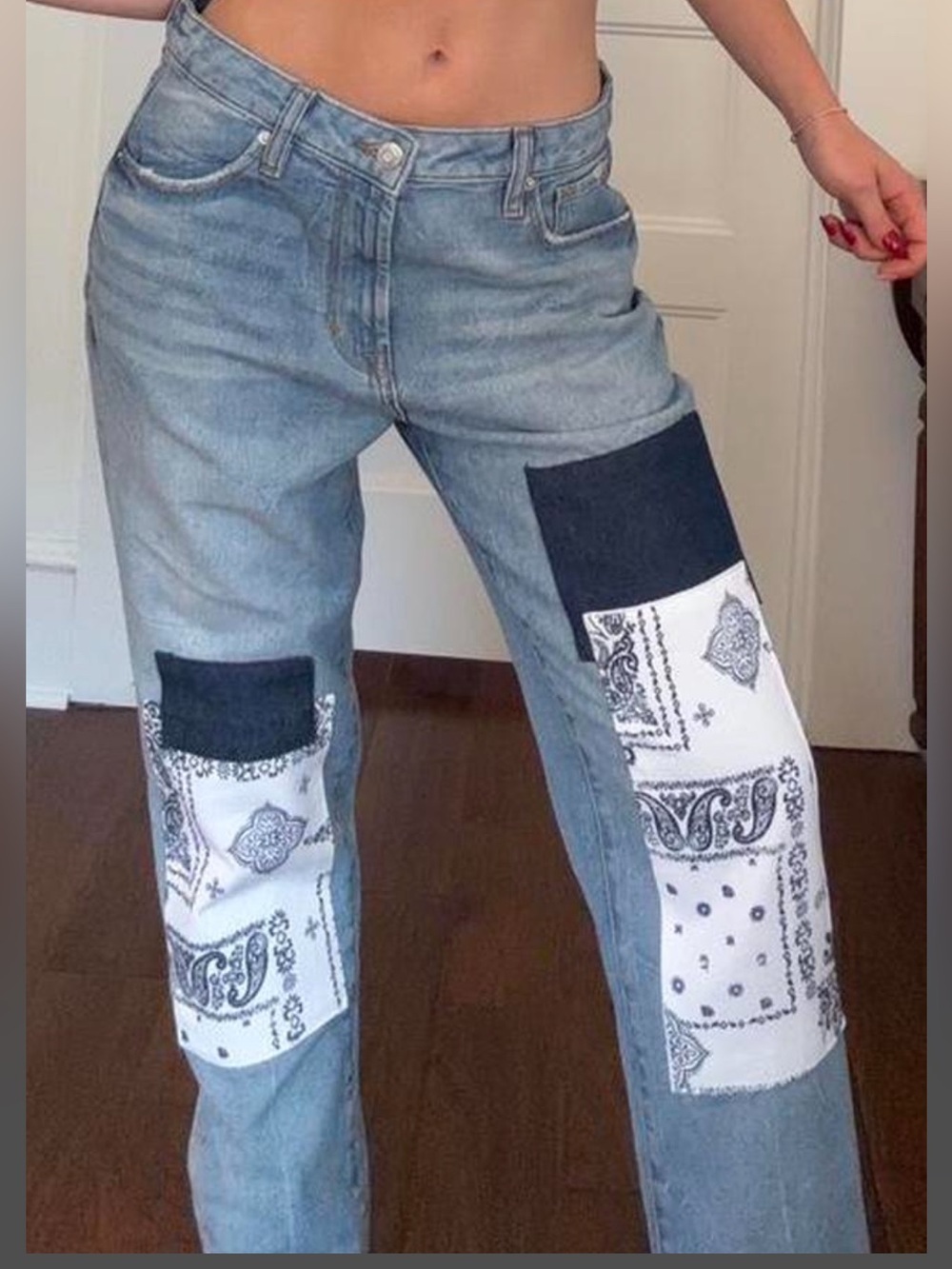 Kensie Jeans  The Slim True Vintage Medium Wash Distressed Boho Sz 10/30 NWOT